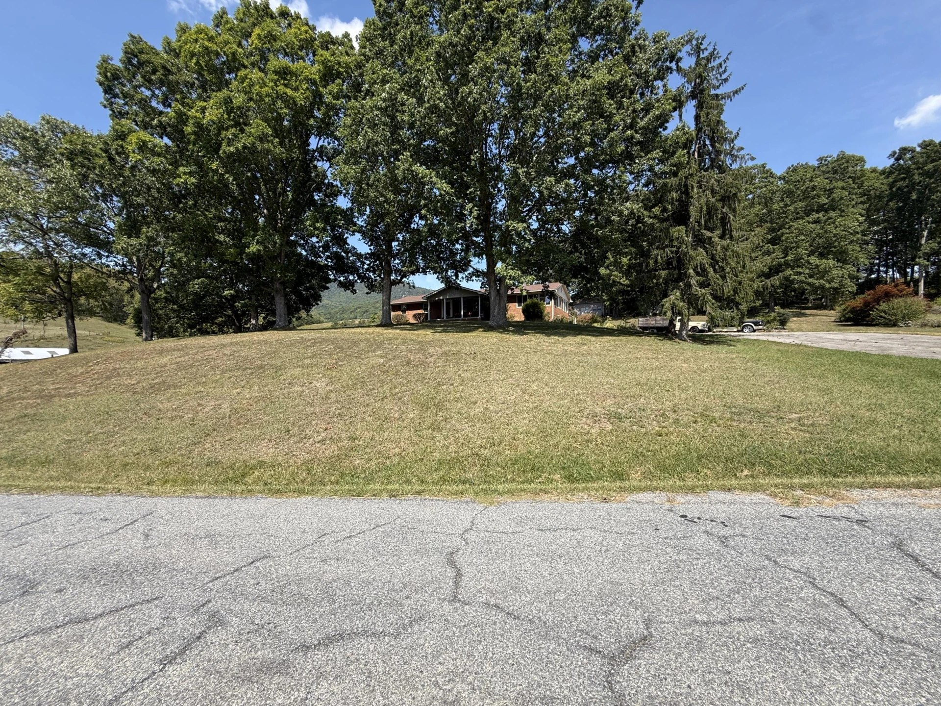 576 Alpine RD - Photo 30