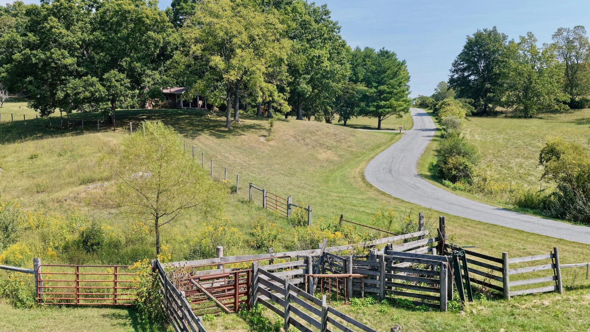 576 Alpine RD - Photo 64