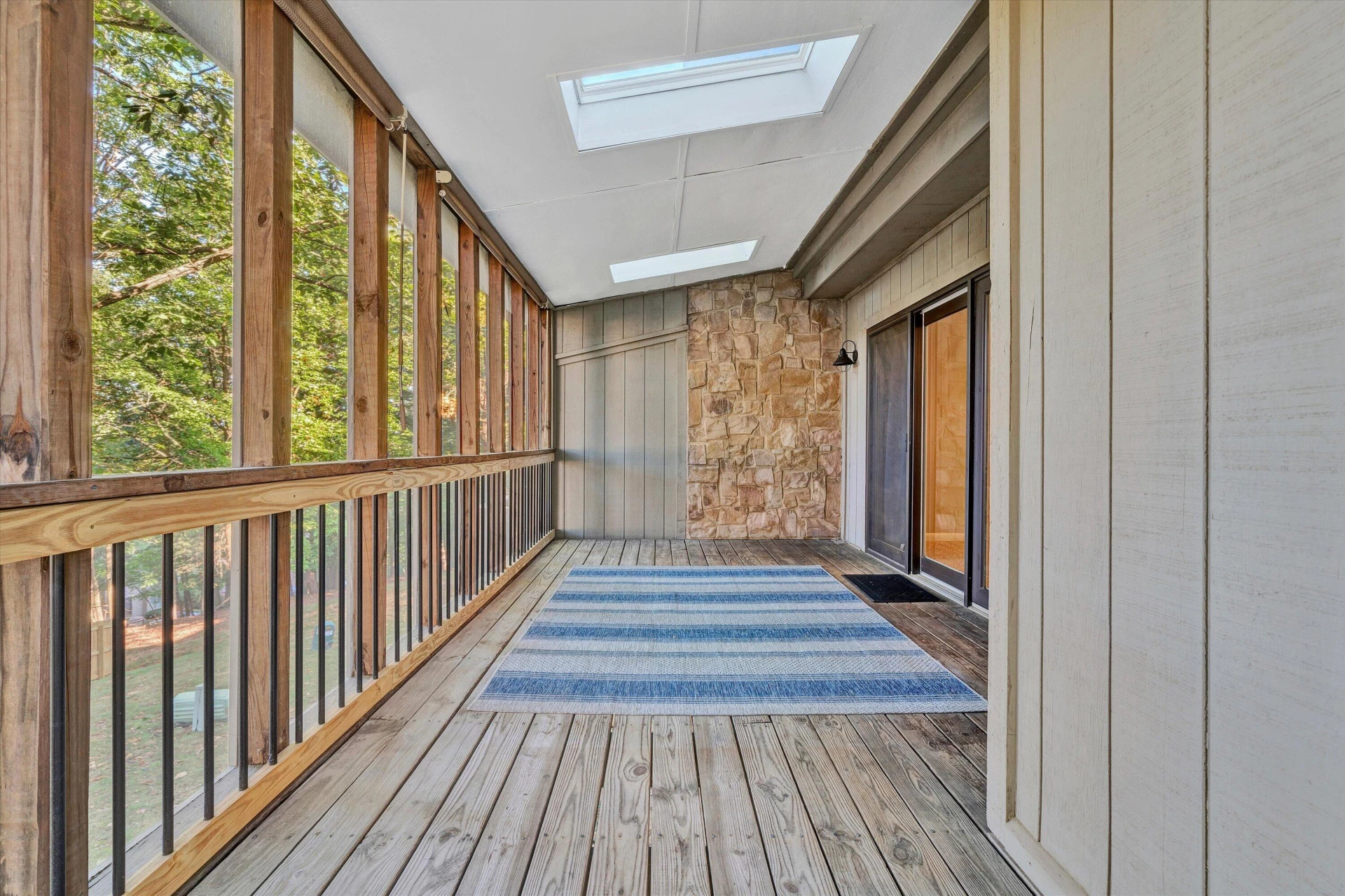 3426 Londonderry CT - Photo 18