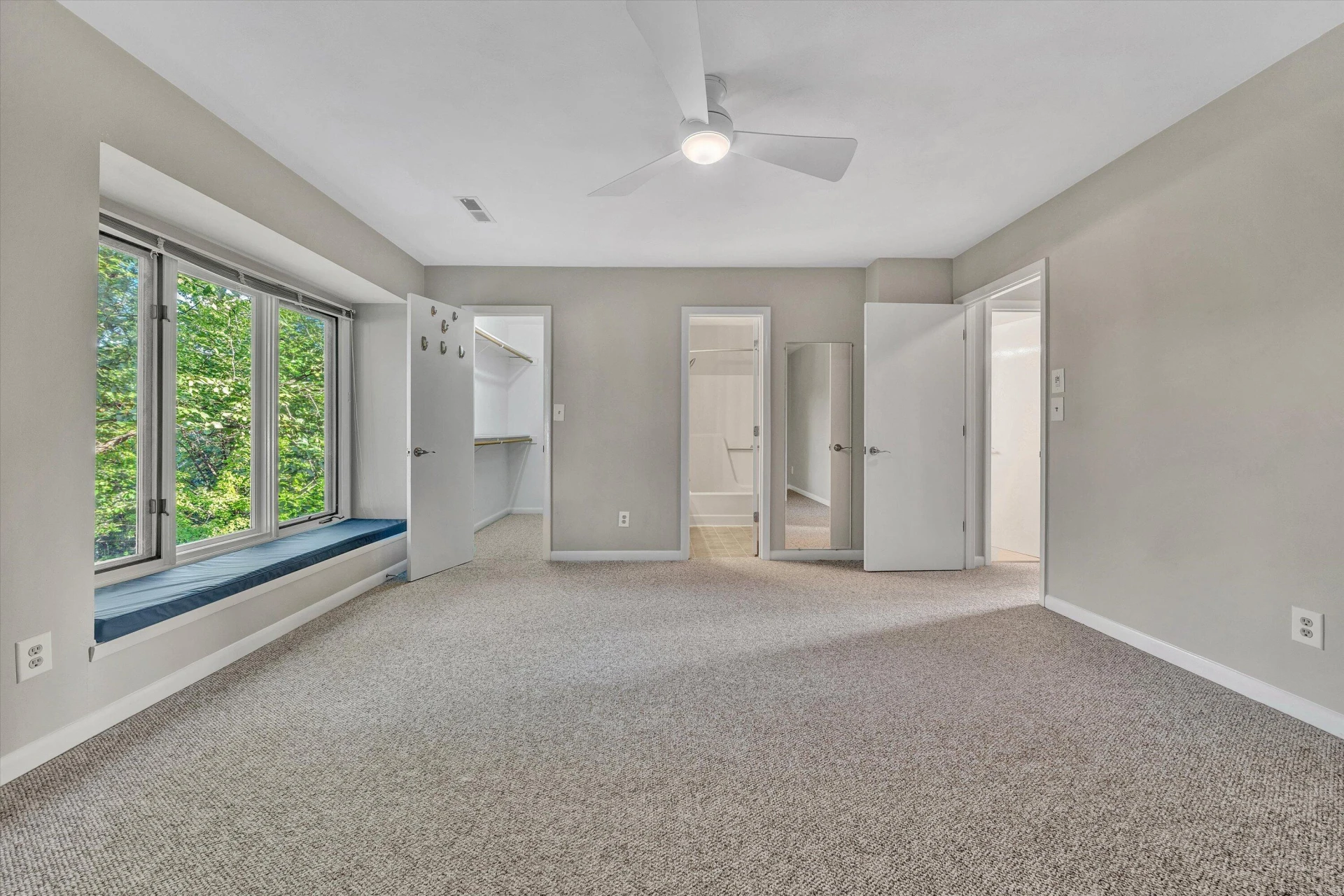 3426 Londonderry CT - Photo 21