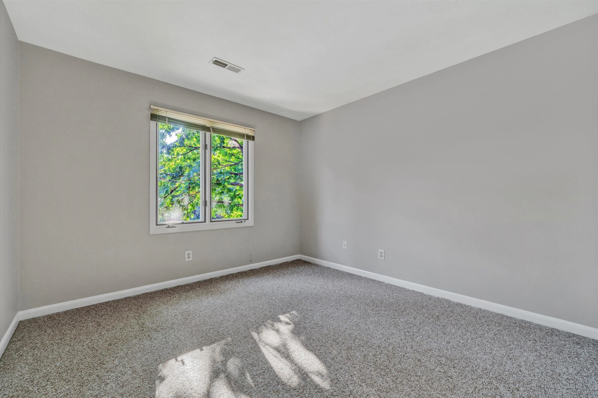 3426 Londonderry CT - Photo 24
