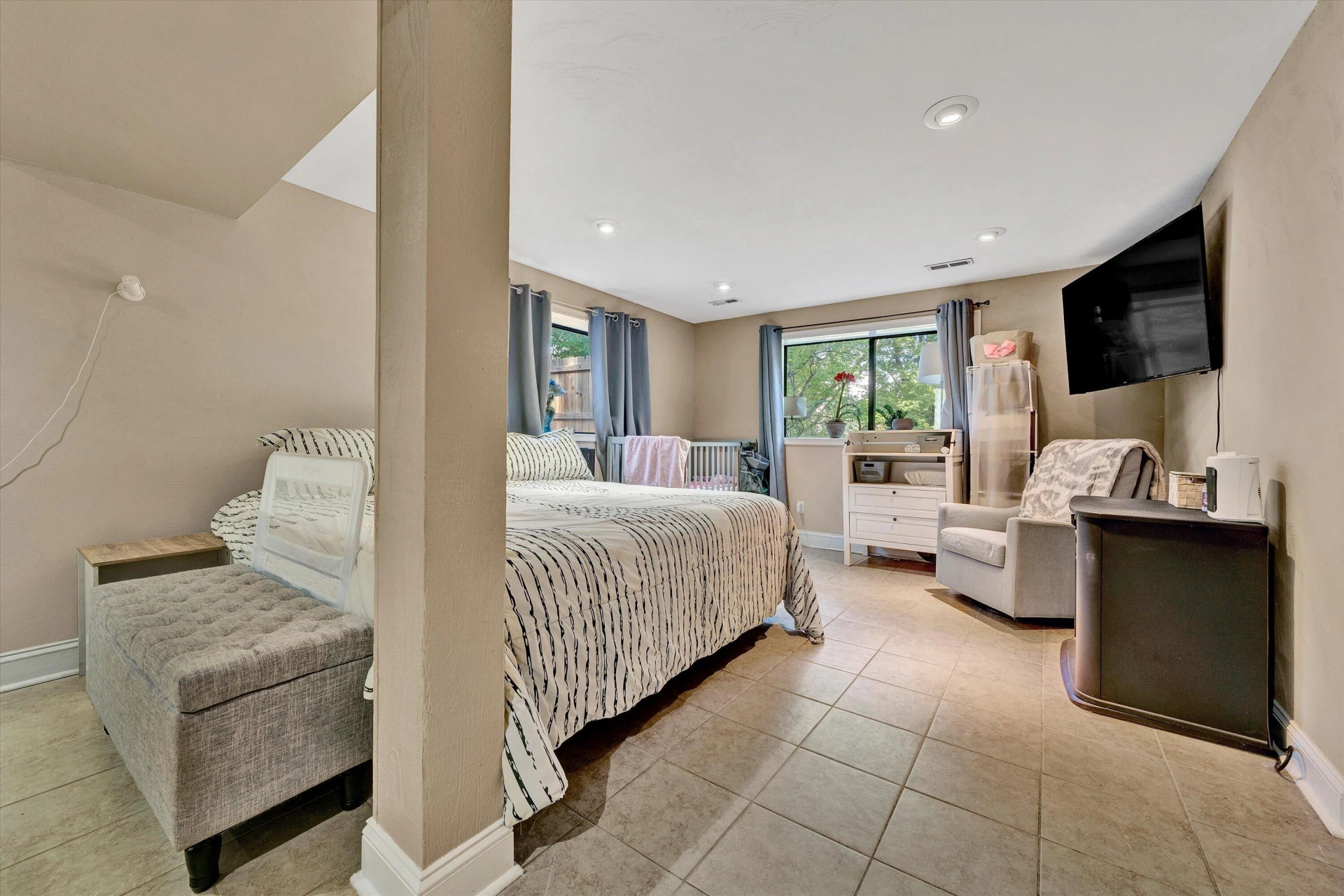 3344 Colonial AVE SW - Photo 13