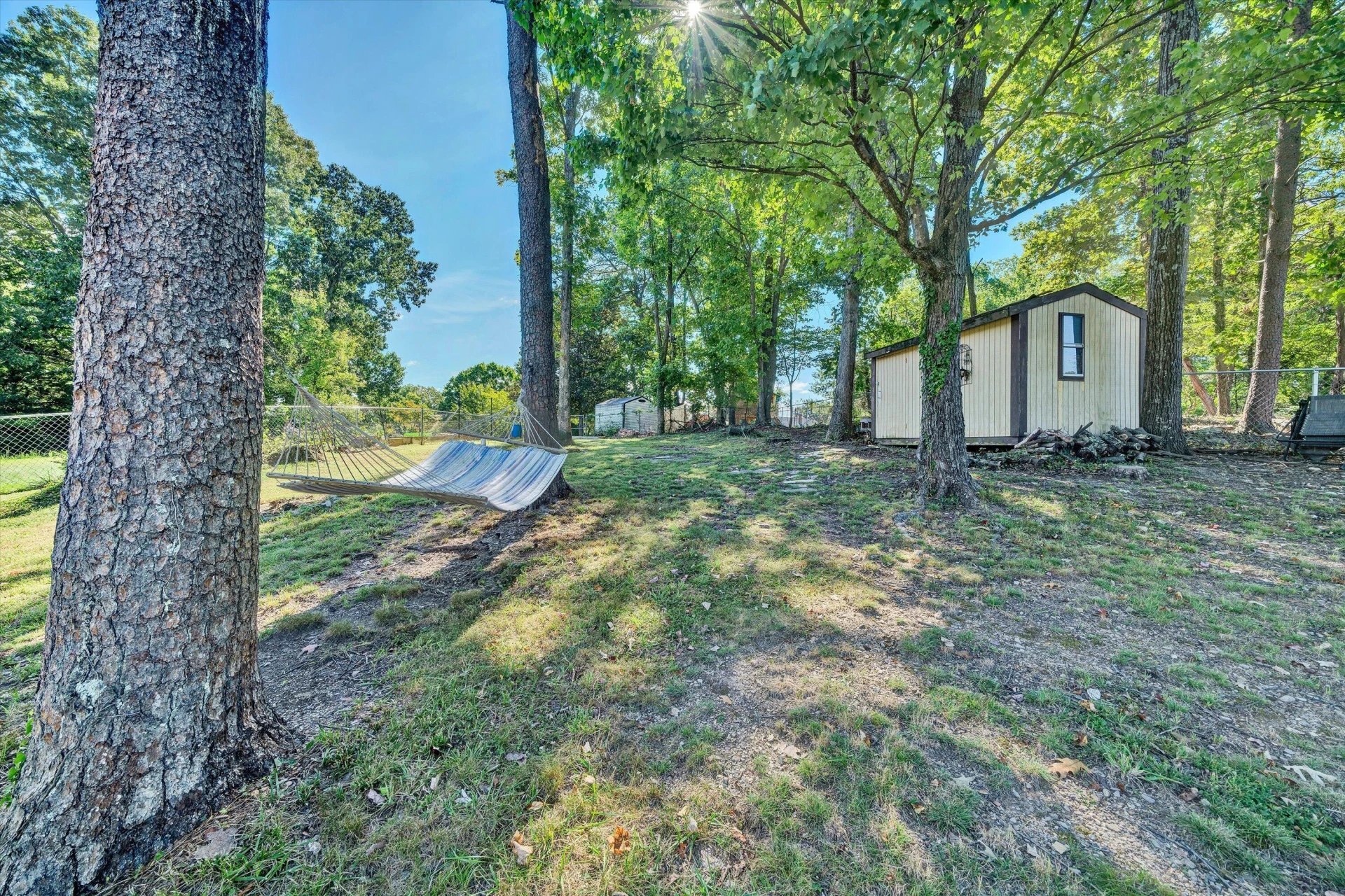 3344 Colonial AVE SW - Photo 17