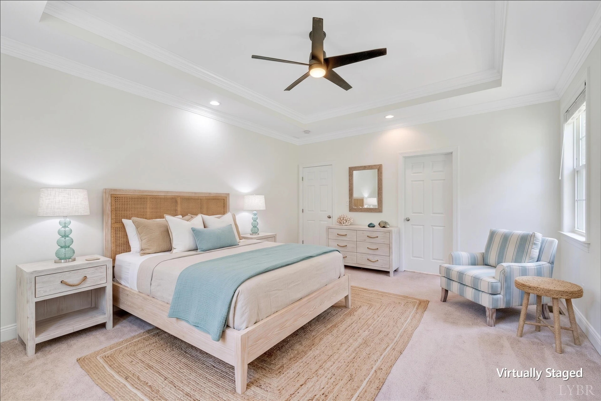 138 Holland CT - Photo 6