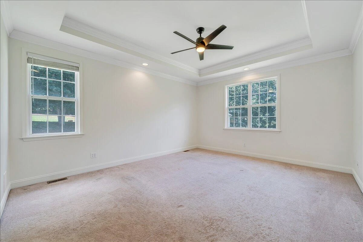 138 Holland CT - Photo 22