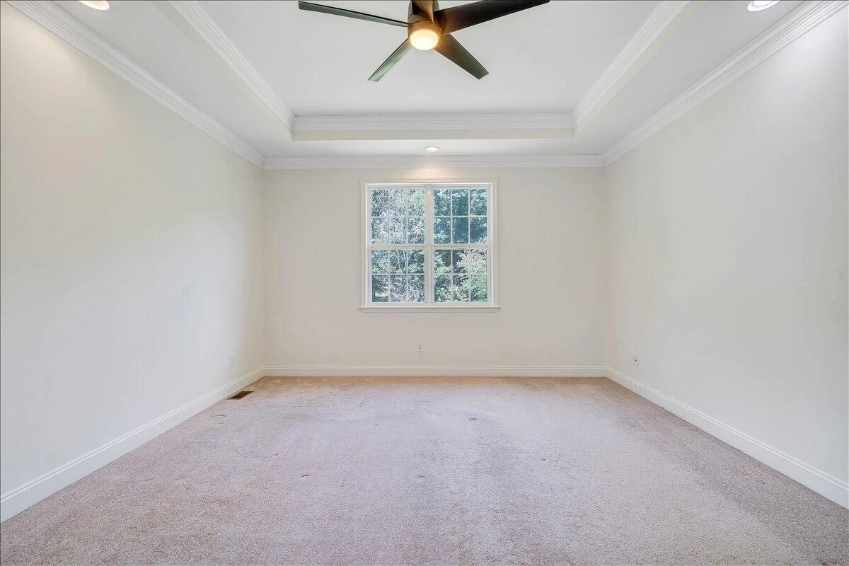 138 Holland CT - Photo 24