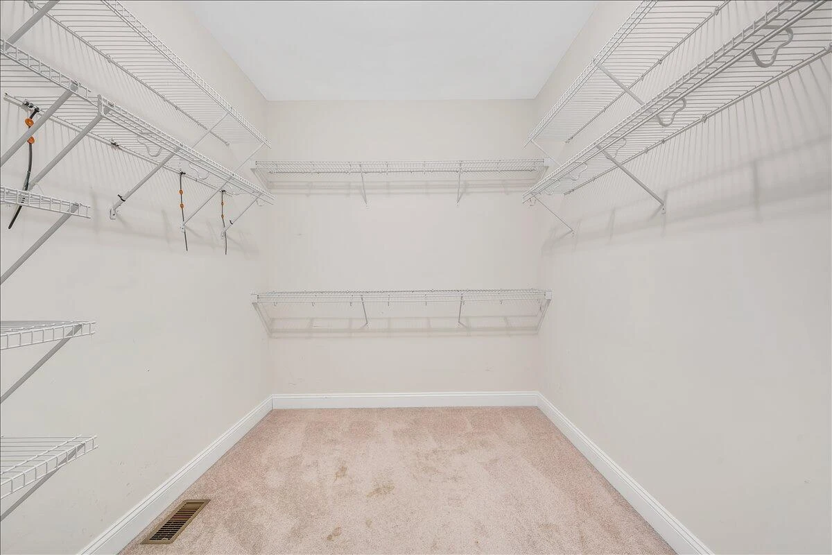 138 Holland CT - Photo 27