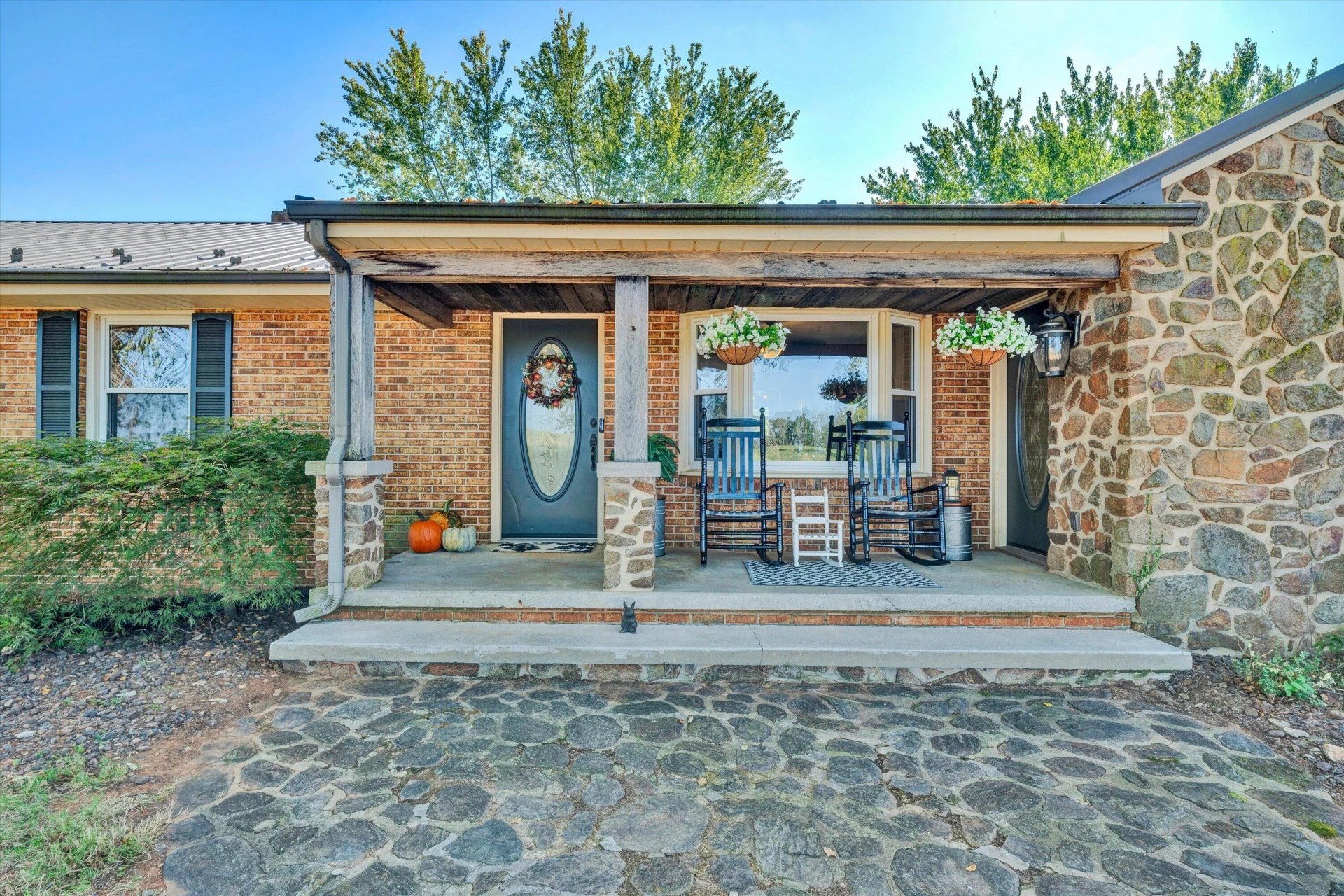 280 Booth RD - Photo 2