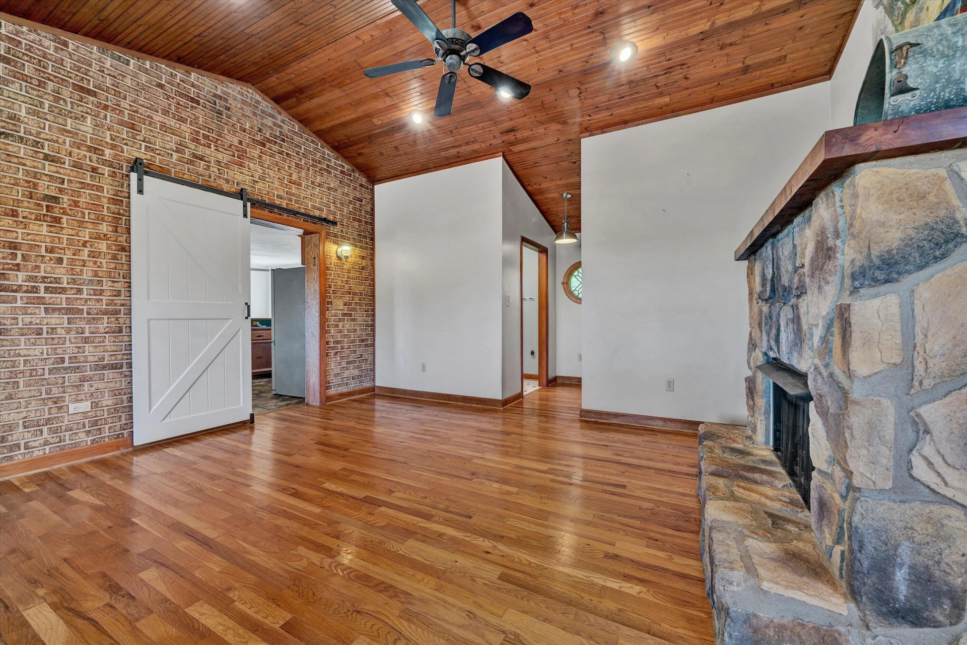 280 Booth RD - Photo 17