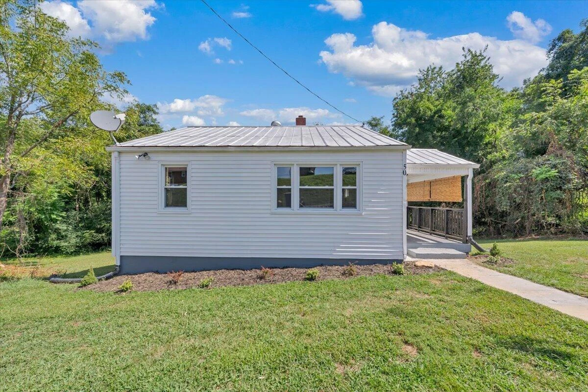 50 Harvey ST - Photo 3