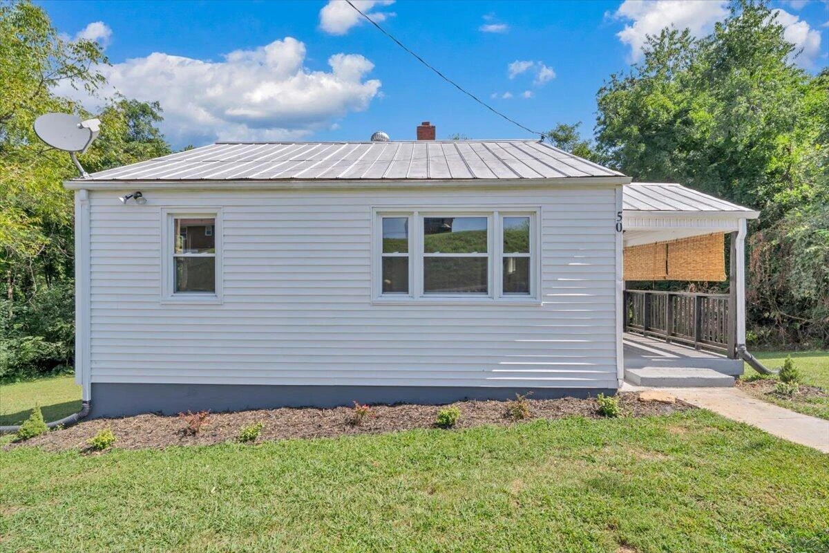 50 Harvey ST - Photo 5