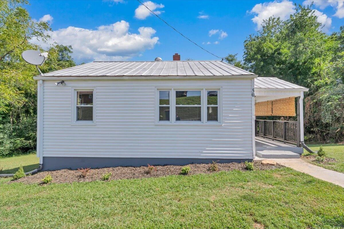 50 Harvey ST - Photo 8