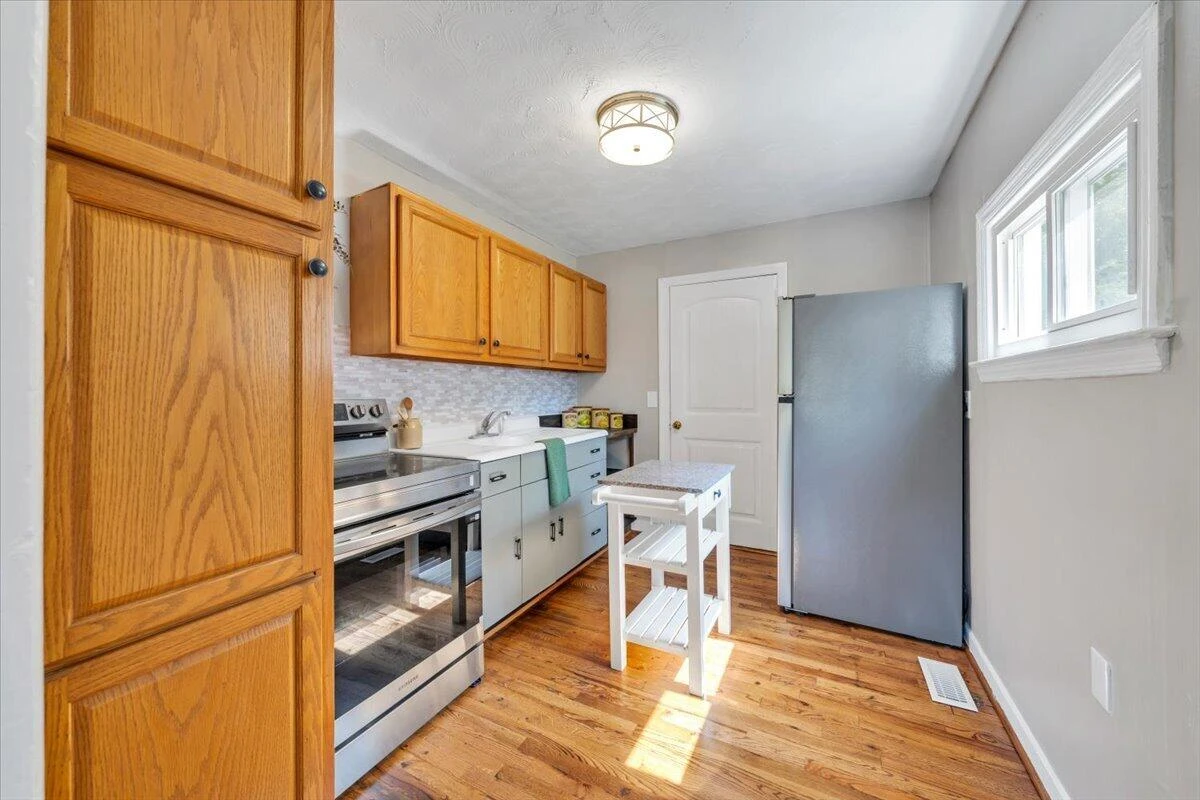 50 Harvey ST - Photo 15