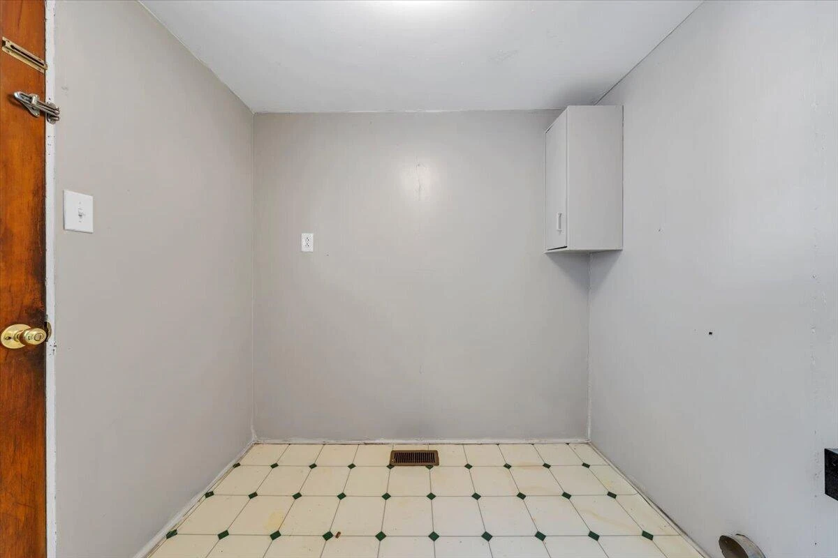 50 Harvey ST - Photo 19