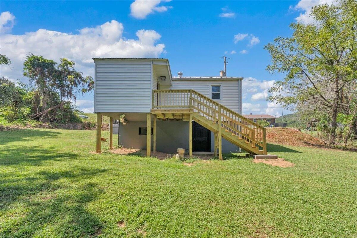50 Harvey ST - Photo 46