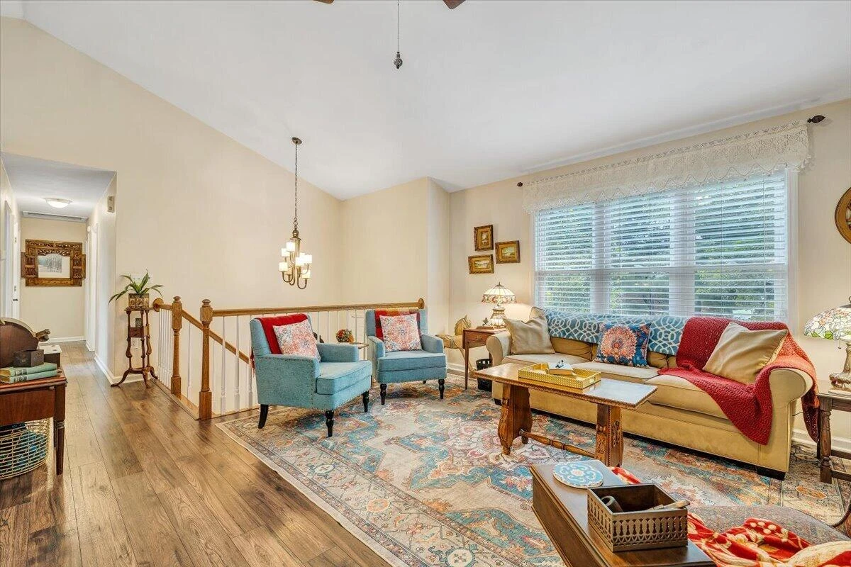 1324 Trevino DR NE - Photo 3