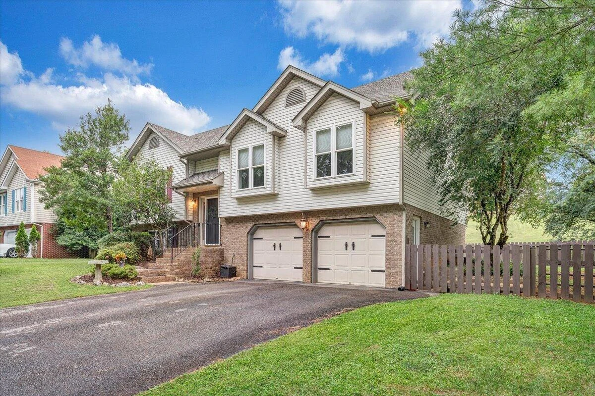 1324 Trevino DR NE - Photo 33