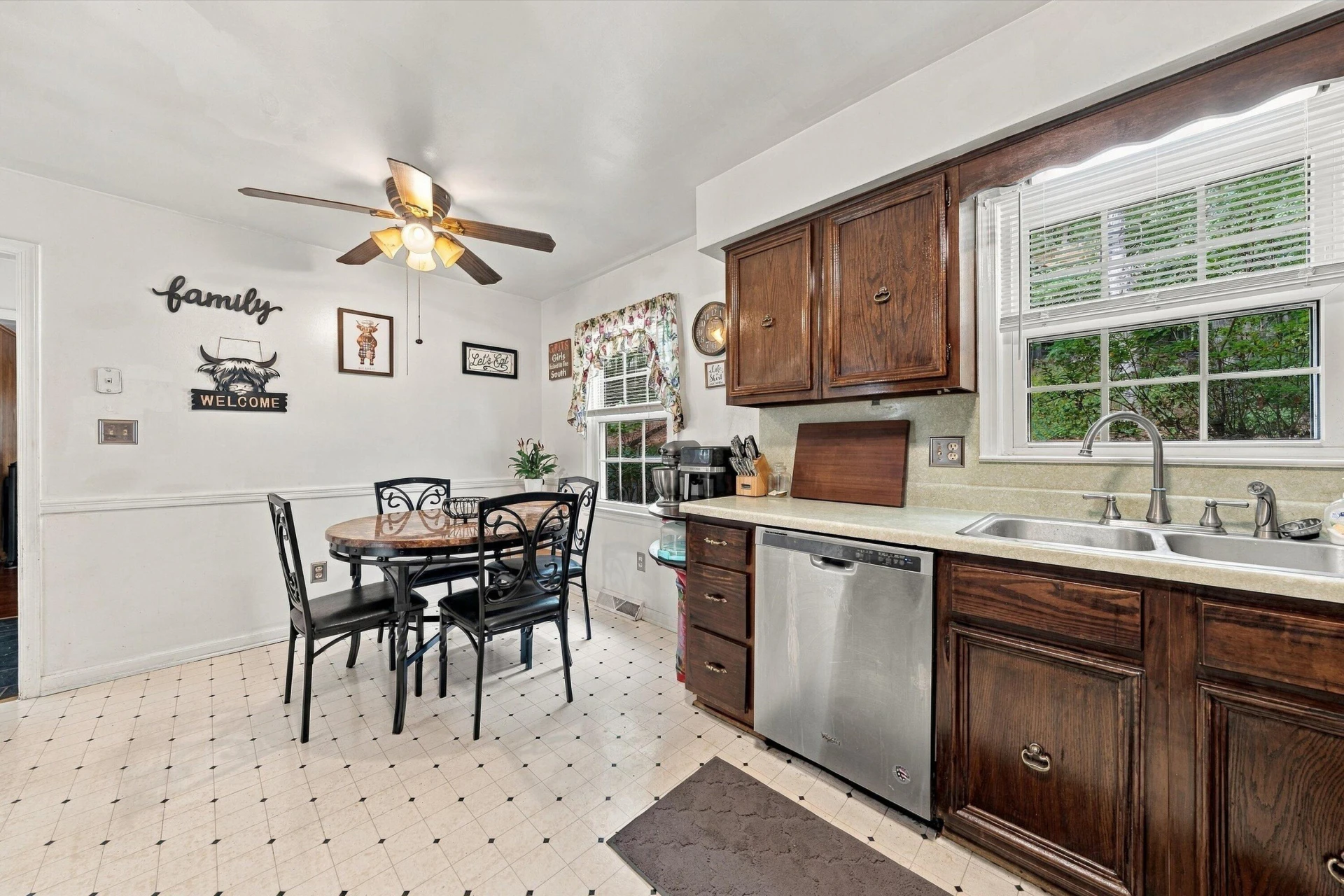 113 Niblick DR - Photo 13