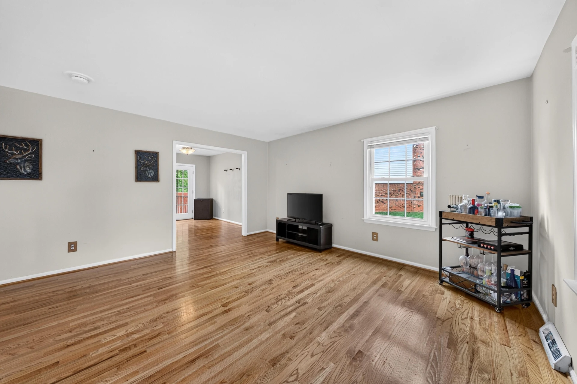 1465 Abbey CIR - Photo 17