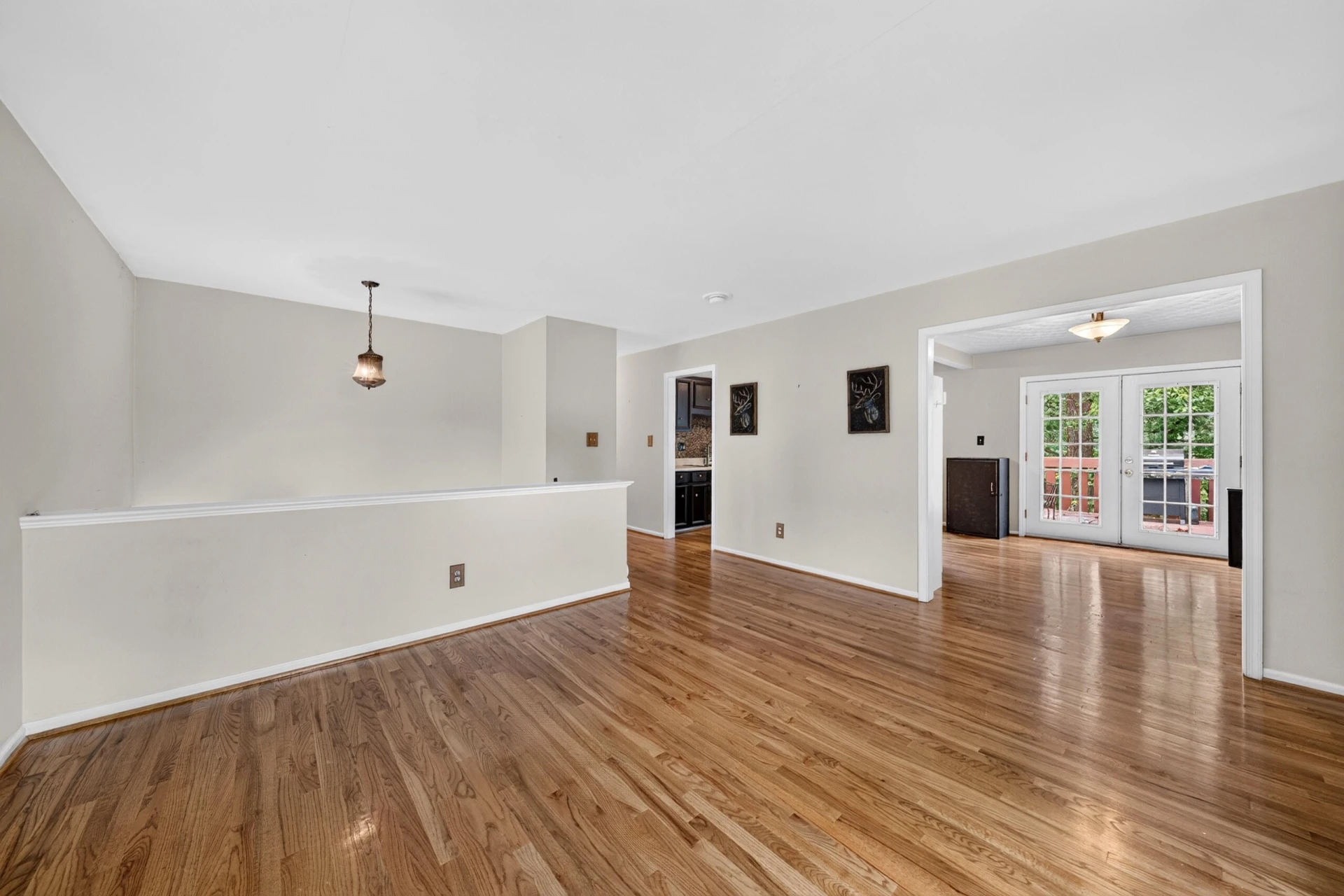 1465 Abbey CIR - Photo 18