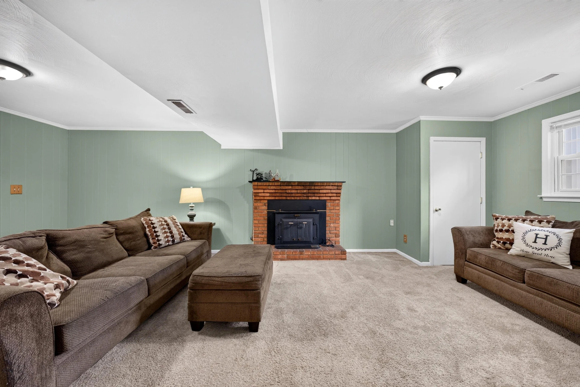 1465 Abbey CIR - Photo 37
