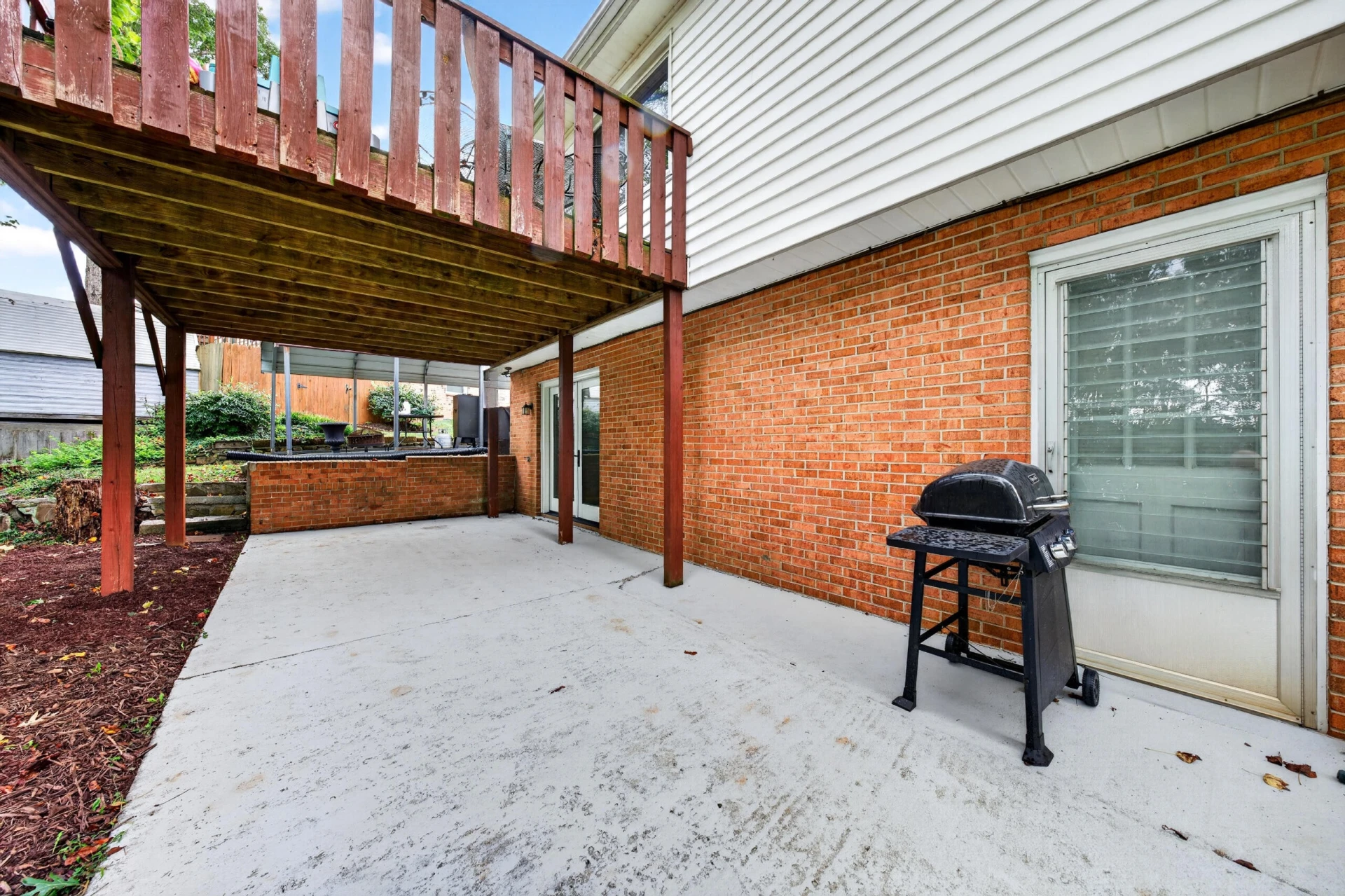 1465 Abbey CIR - Photo 42