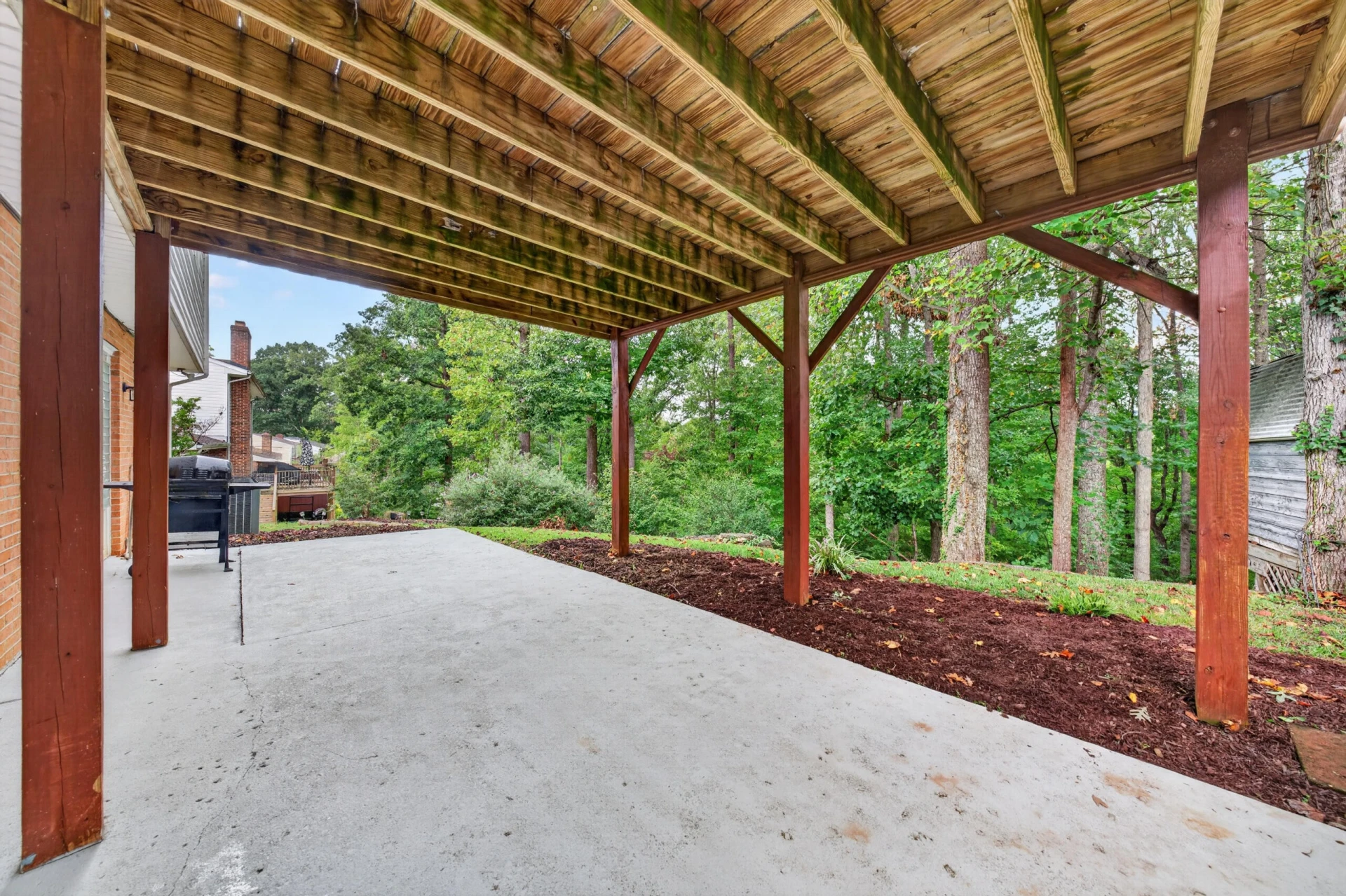 1465 Abbey CIR - Photo 43
