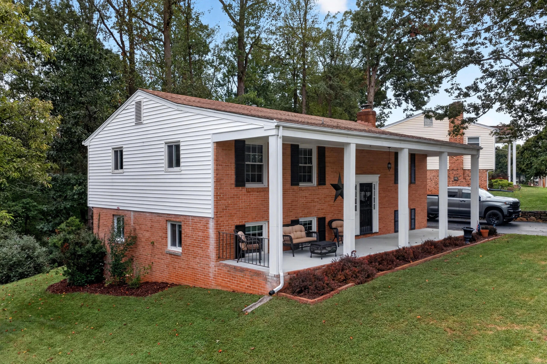 1465 Abbey CIR - Photo 47
