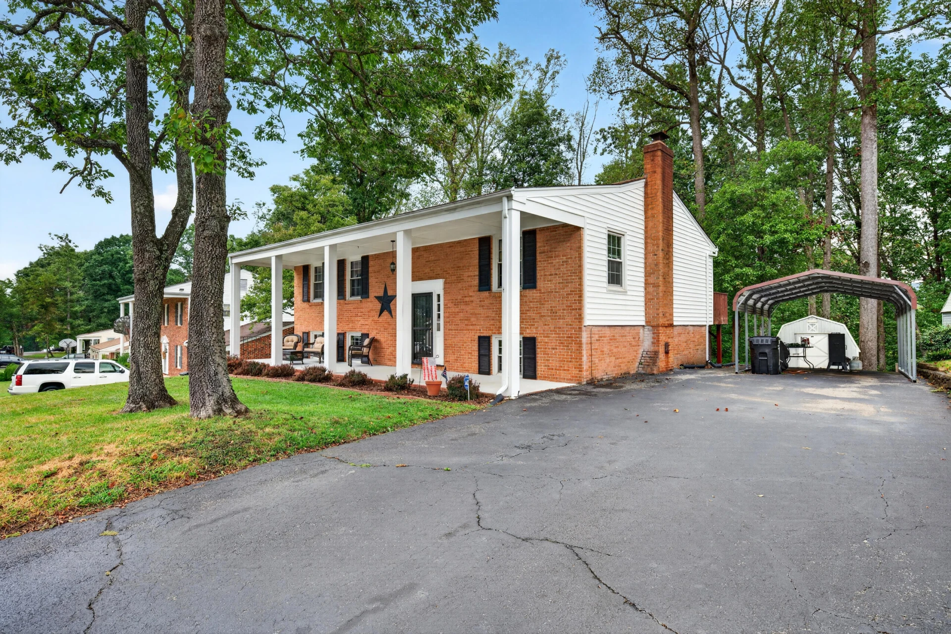 1465 Abbey CIR - Photo 50