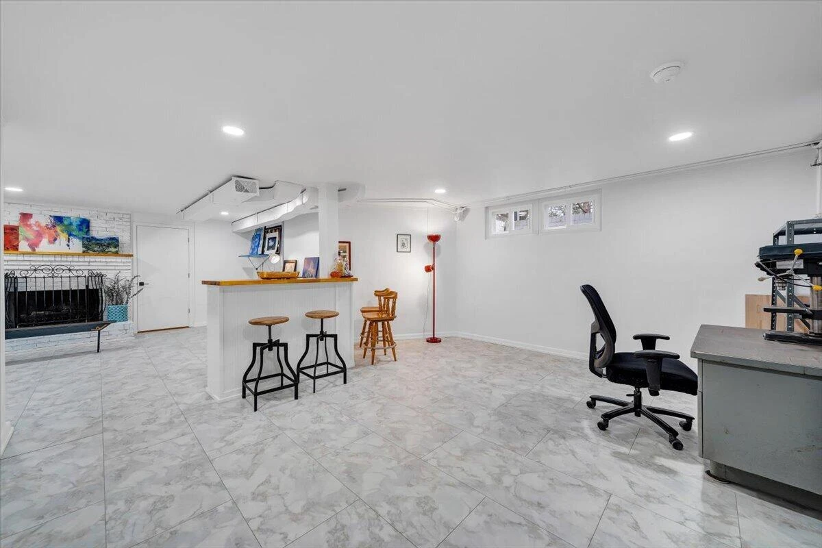 3531 Winding Way RD SW - Photo 26