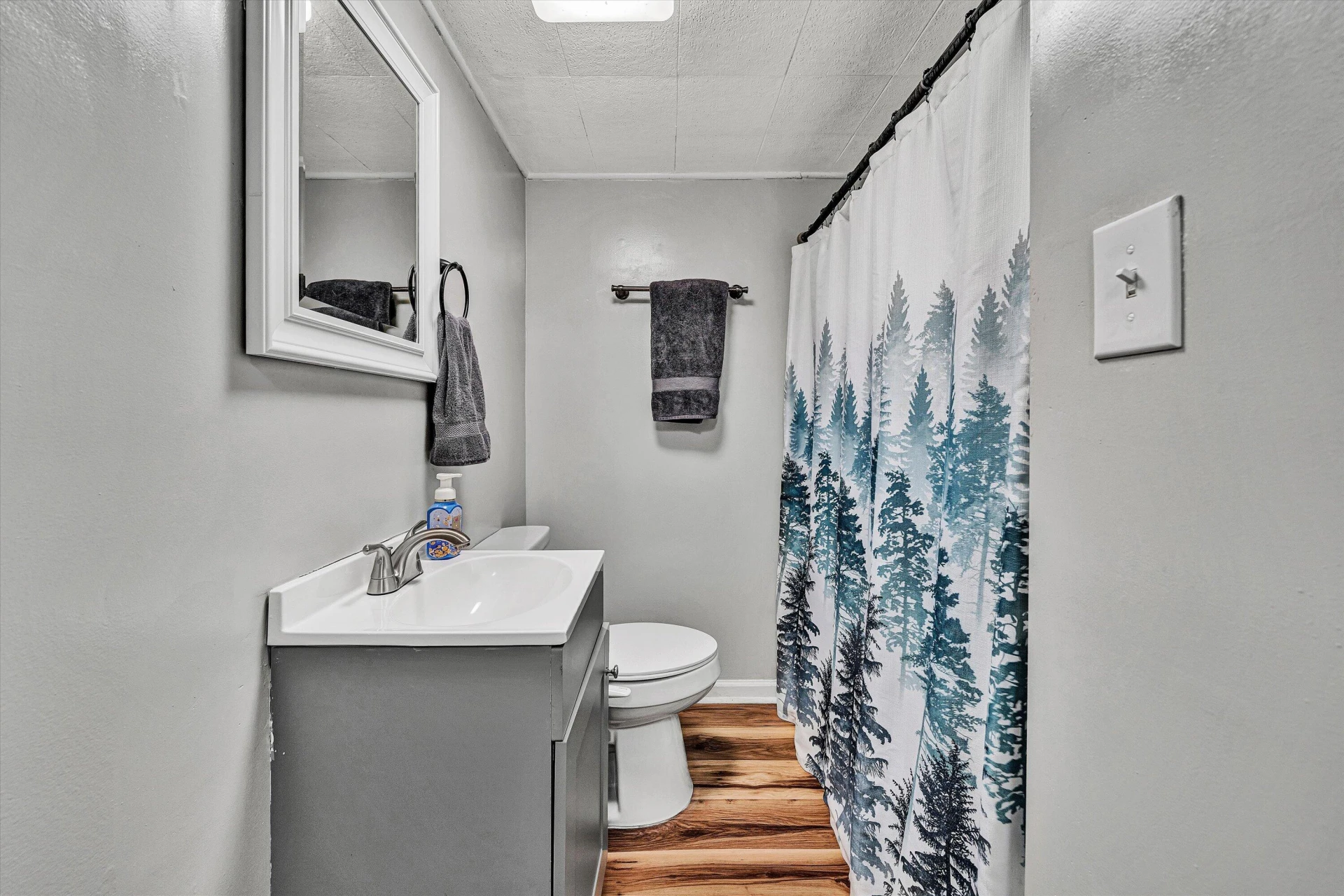1346 Archbold AVE NE - Photo 7