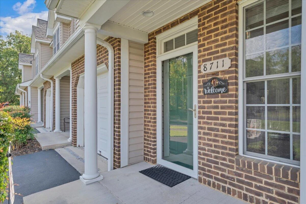 8711 Little Hoop RD - Photo 2