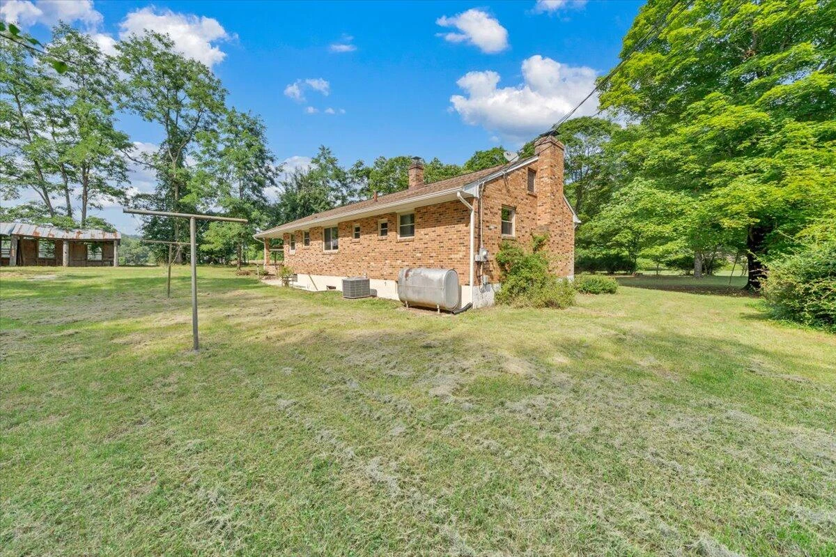 206 Houston Mines RD - Photo 30