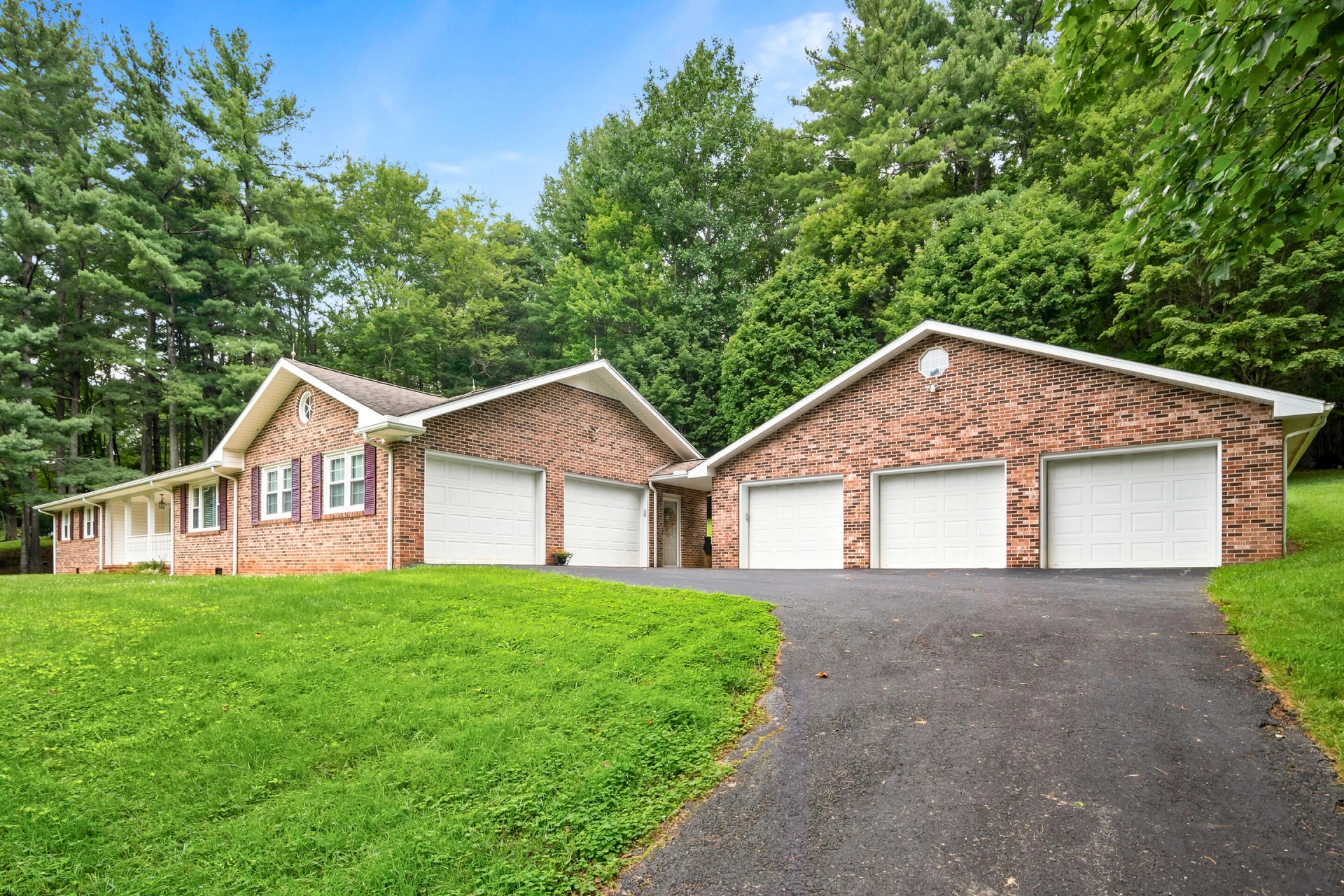 7543 Indian Valley RD NW
