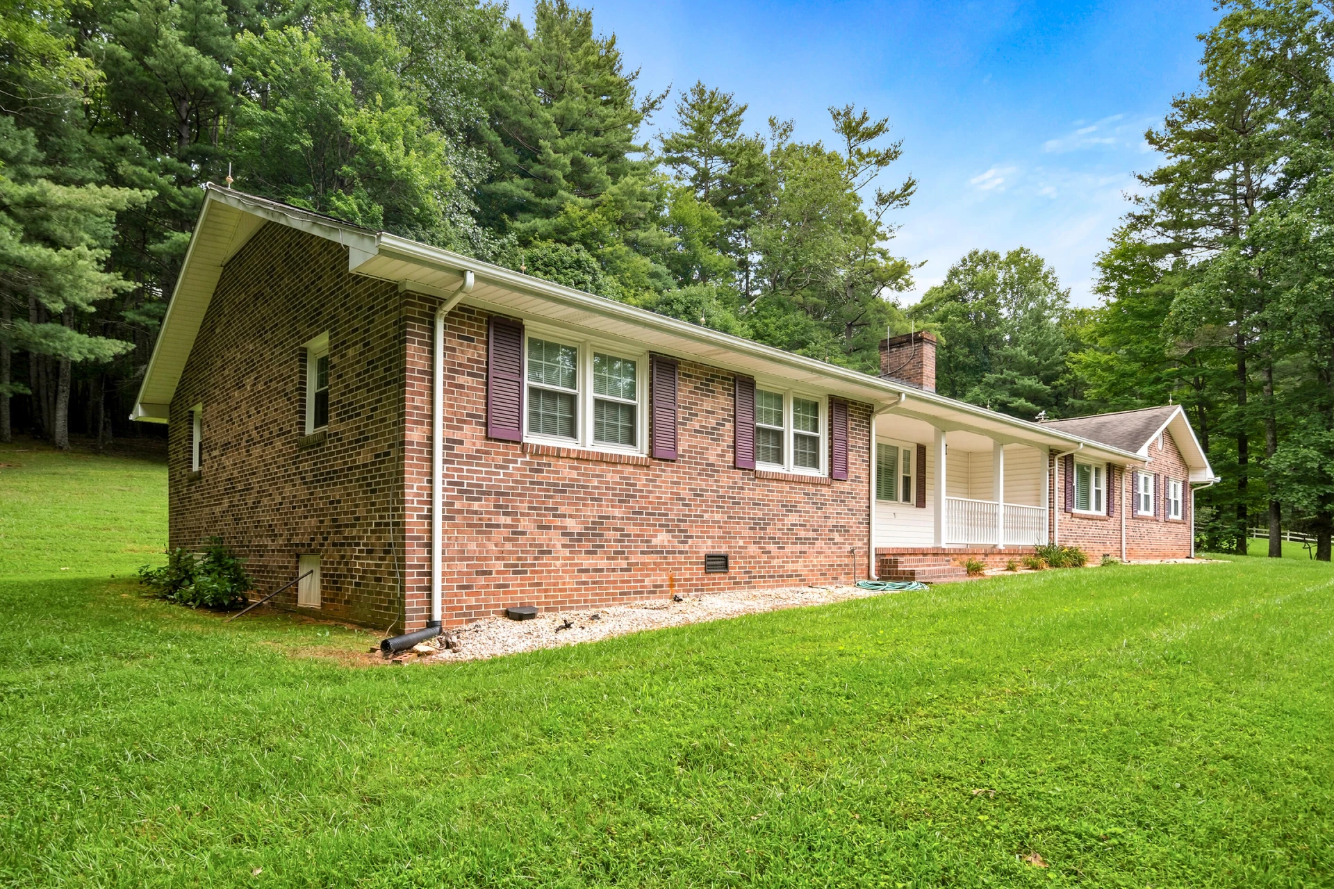 7543 Indian Valley RD NW - Photo 4