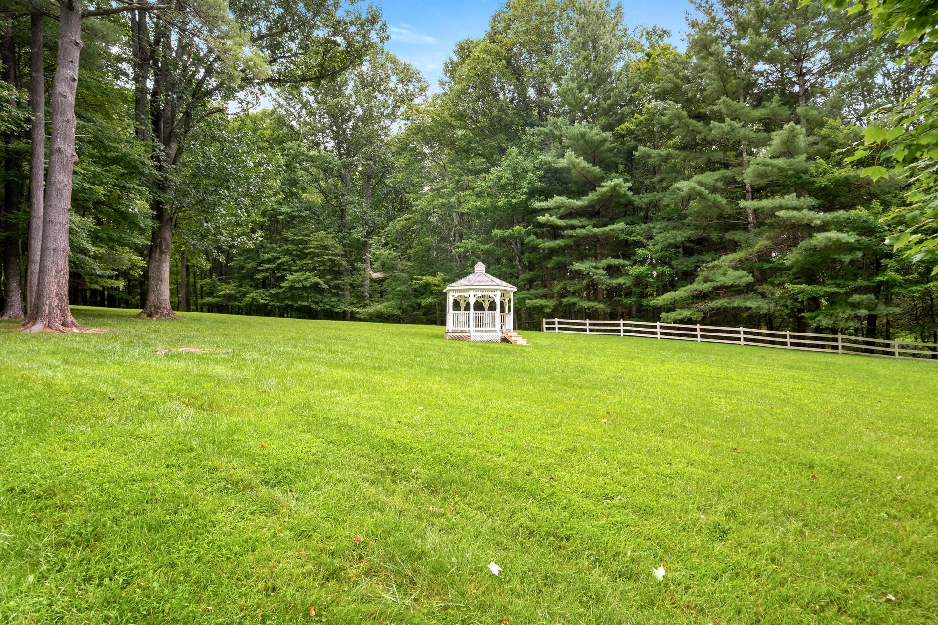 7543 Indian Valley RD NW - Photo 10