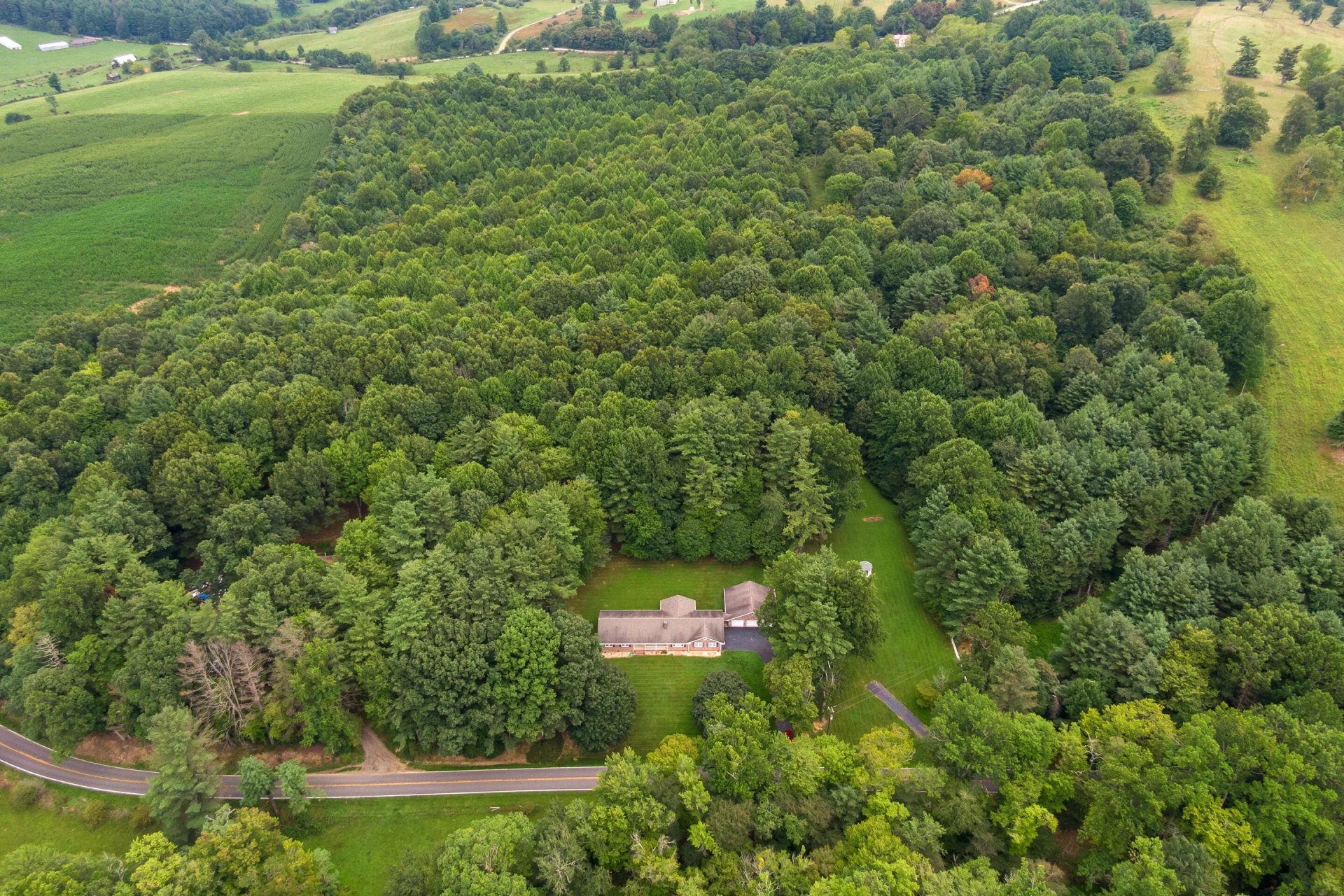 7543 Indian Valley RD NW - Photo 52
