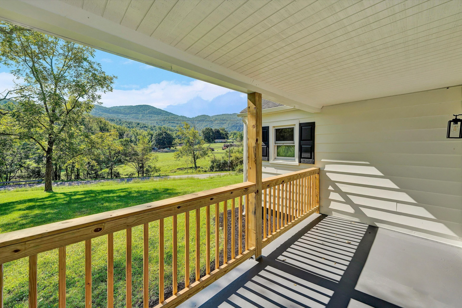 8031 Bent Mountain RD - Photo 7