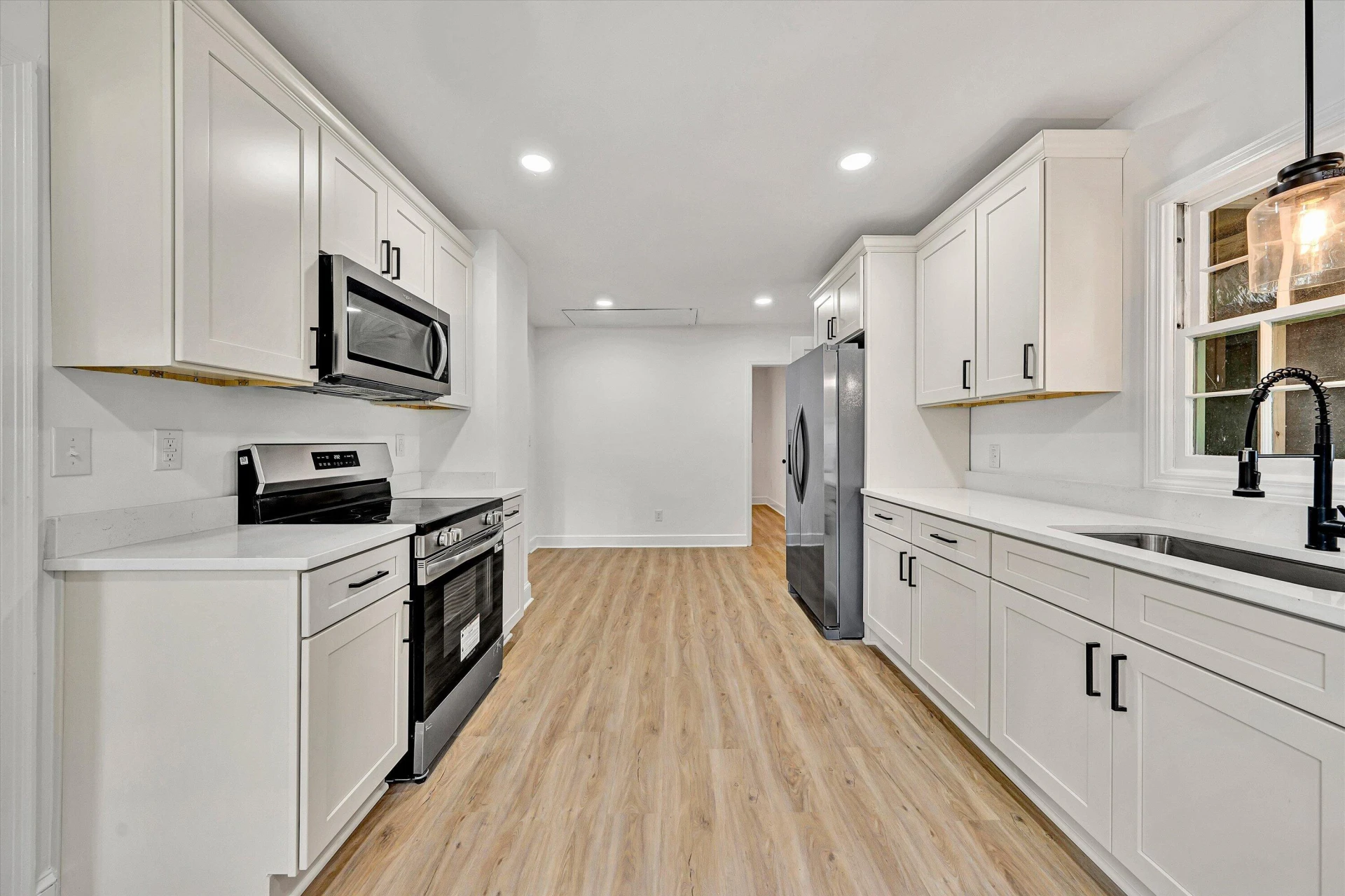 8031 Bent Mountain RD - Photo 14