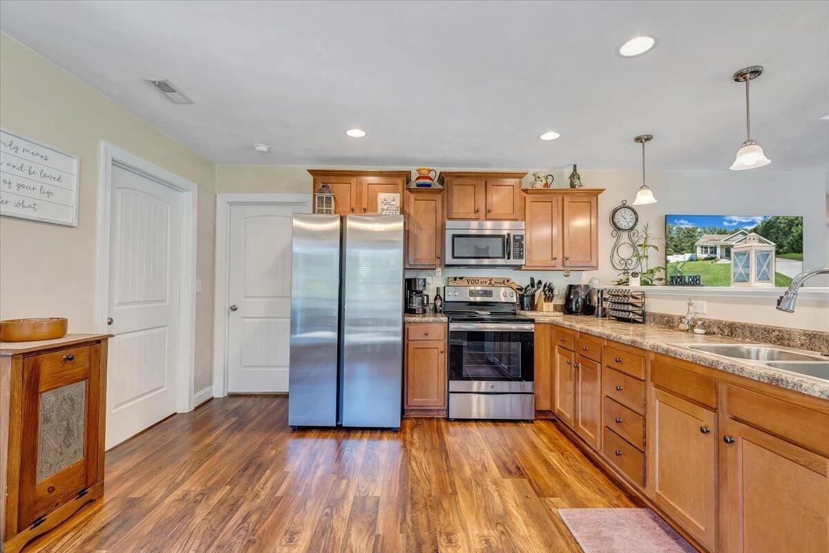 297 Twelve Oaks DR - Photo 20