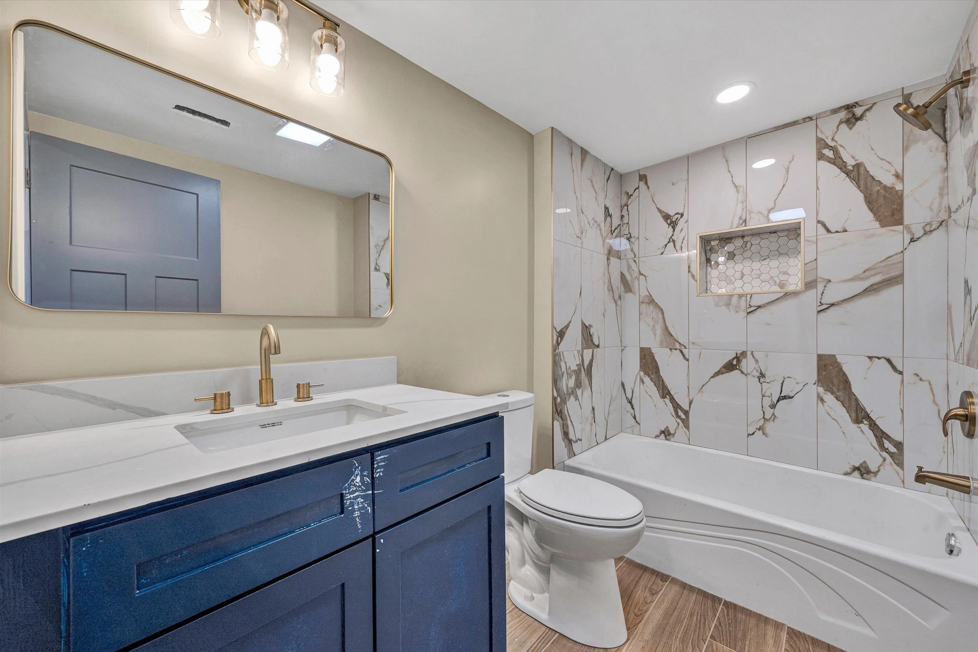1205 Campbell AVE SW - Photo 19