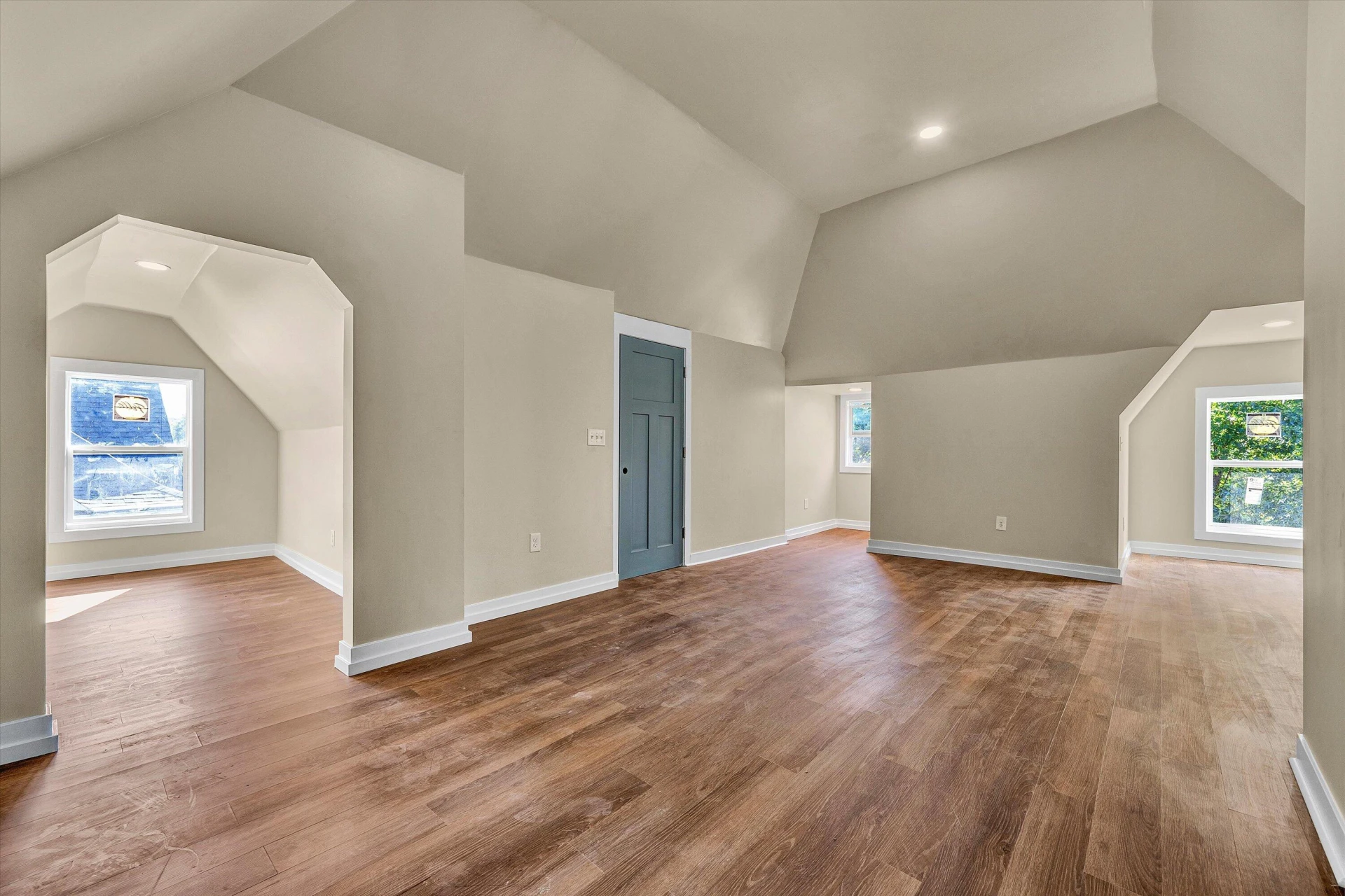 1205 Campbell AVE SW - Photo 22