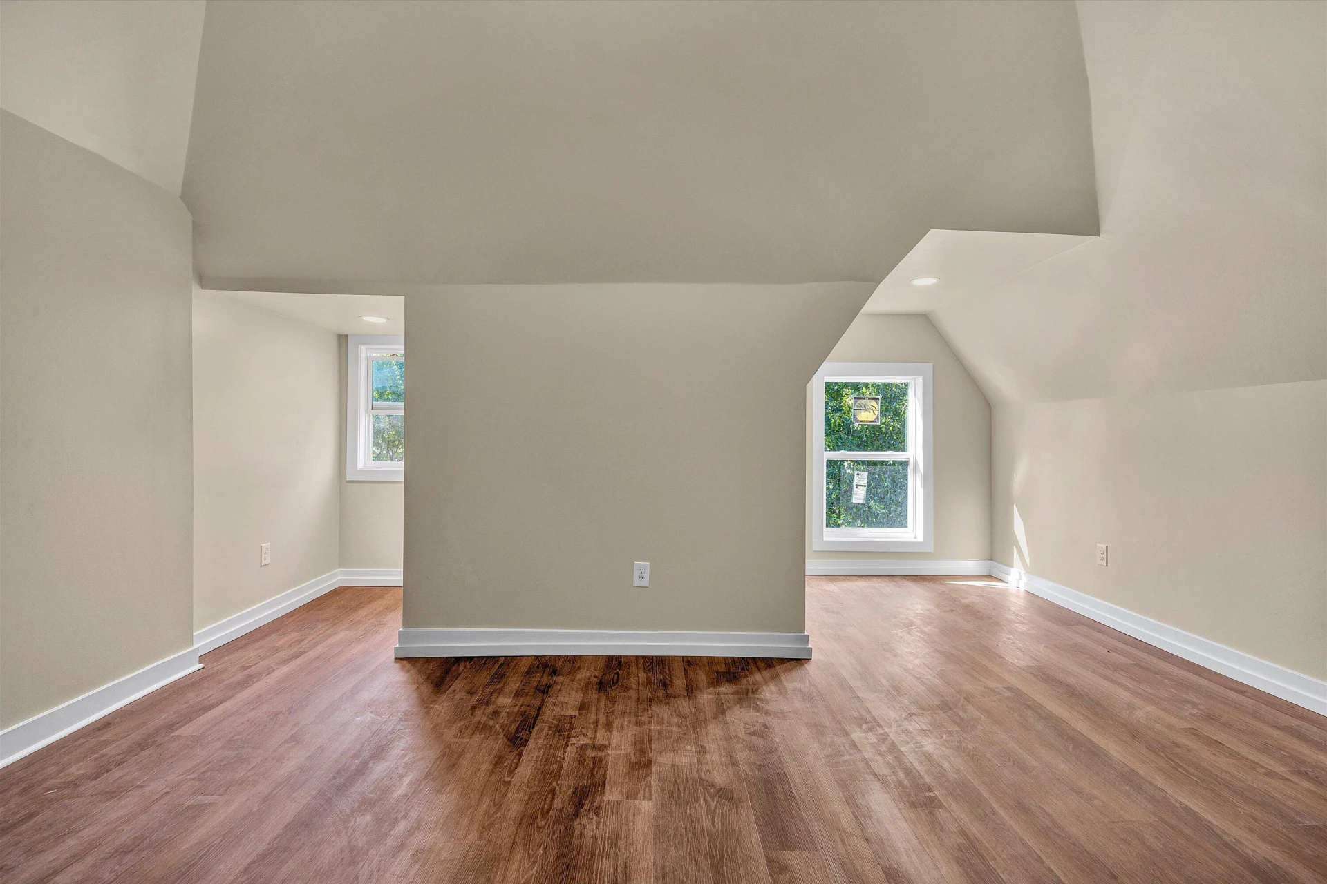 1205 Campbell AVE SW - Photo 23