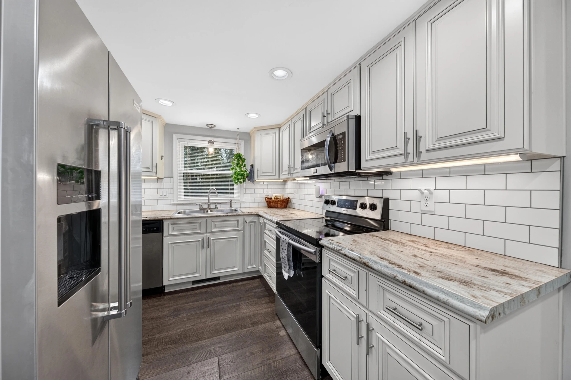 5350 Bishop Creek RD - Photo 3