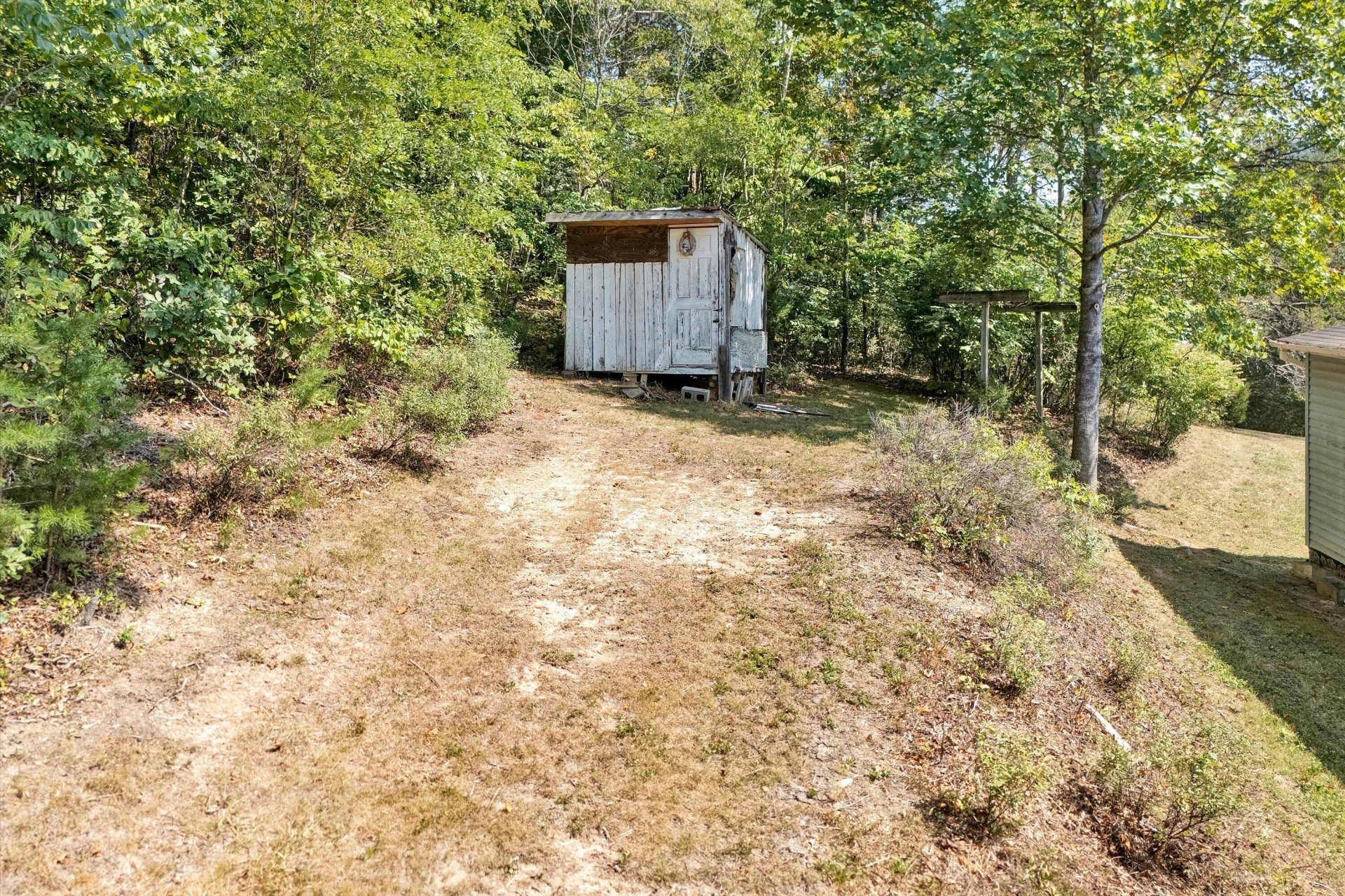 8115 Bradshaw RD - Photo 23