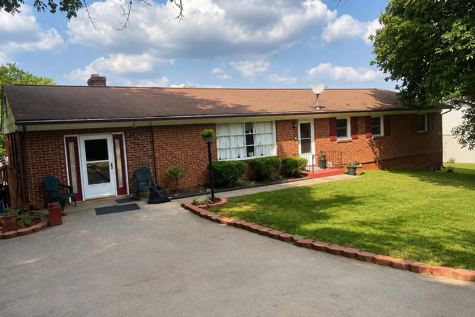 812 Elam DR