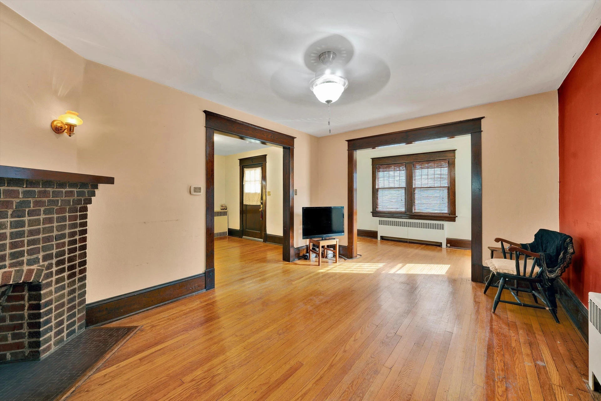 919 HOWBERT AVE SW - Photo 9