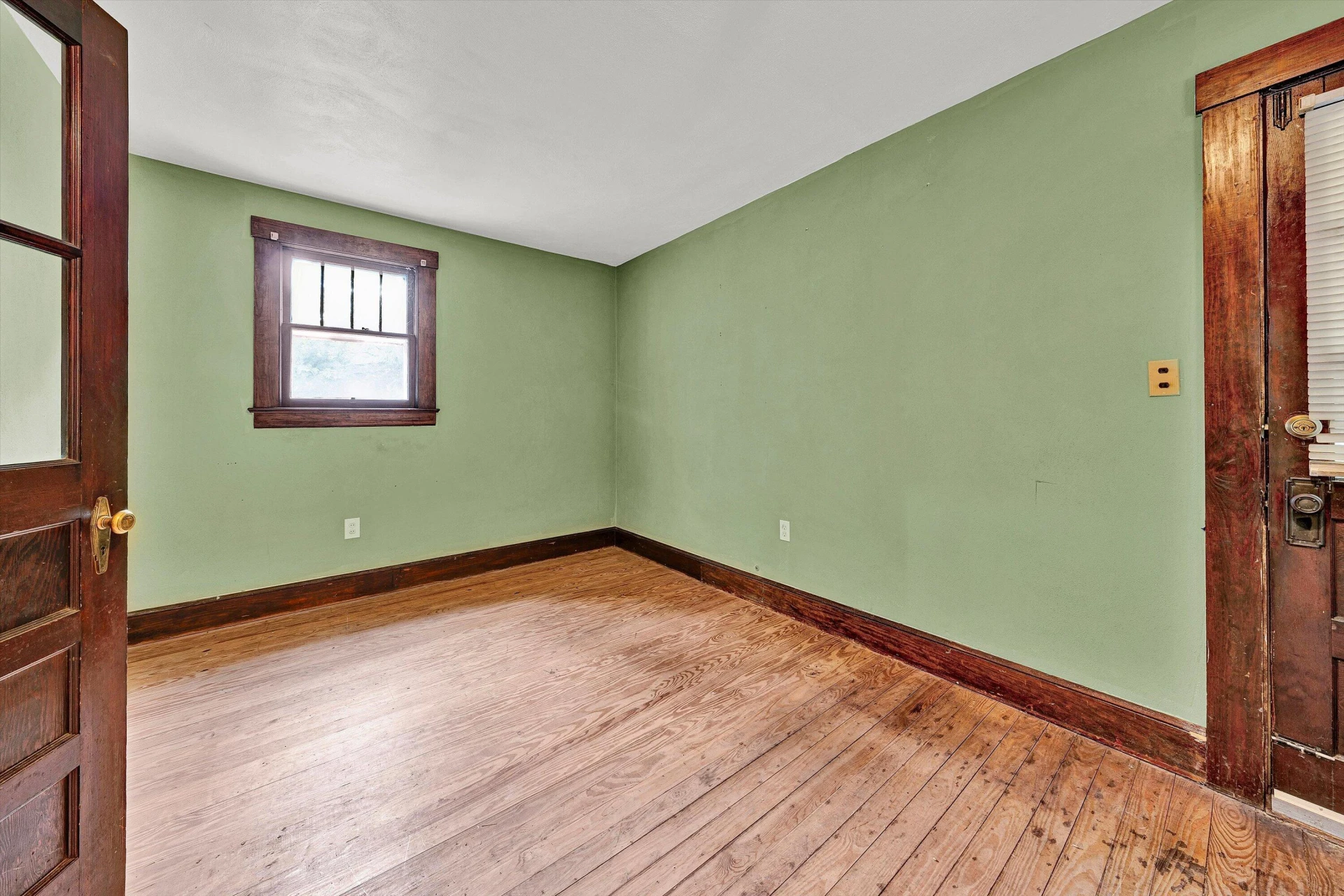 919 HOWBERT AVE SW - Photo 21