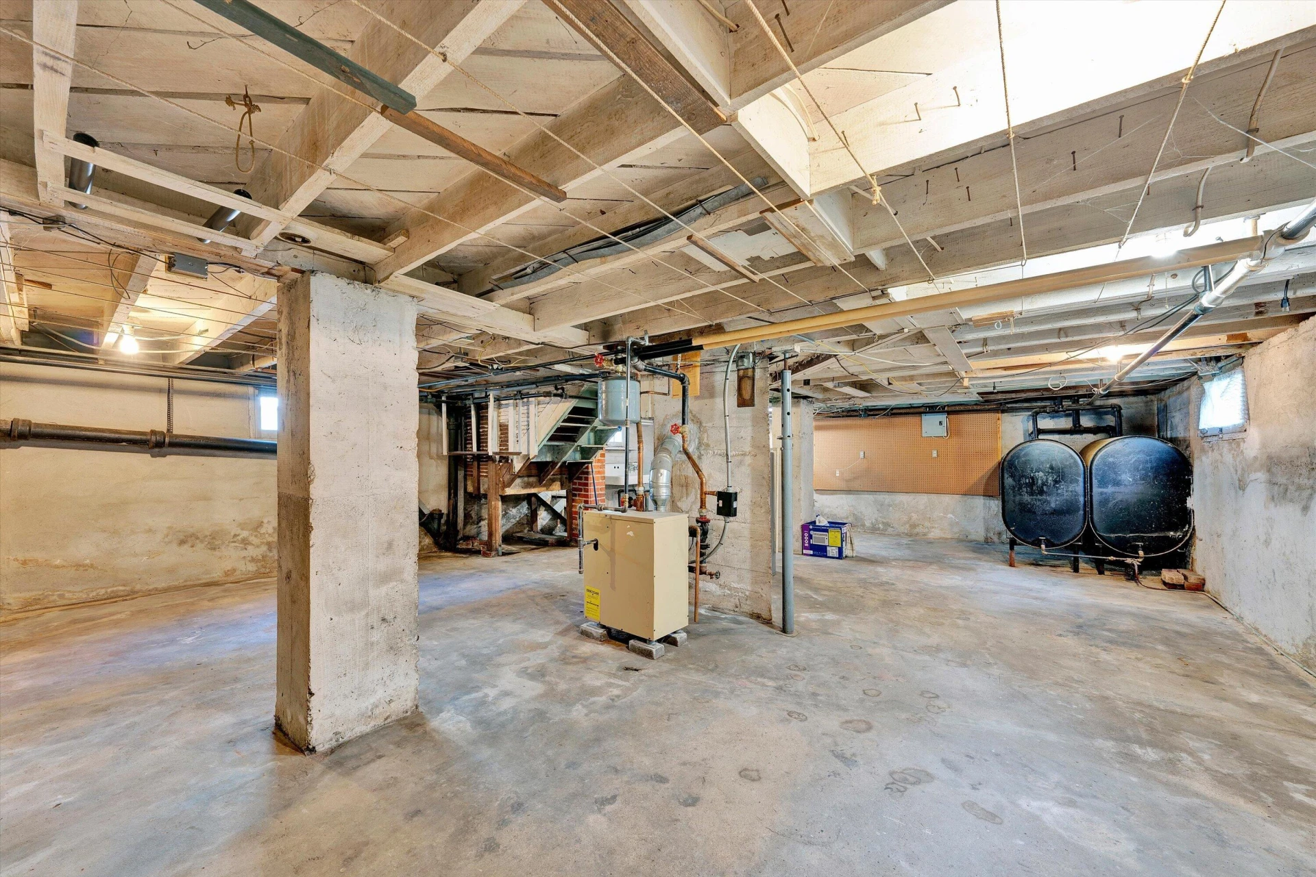 919 HOWBERT AVE SW - Photo 34