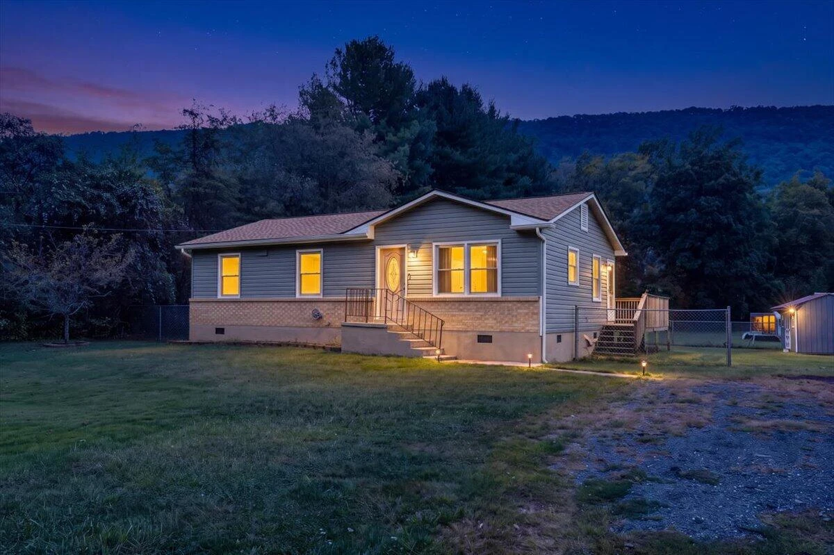 4851 Bradshaw RD - Photo 2